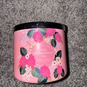 Bath & Body Works Iced Dragonfruit Tea Candle